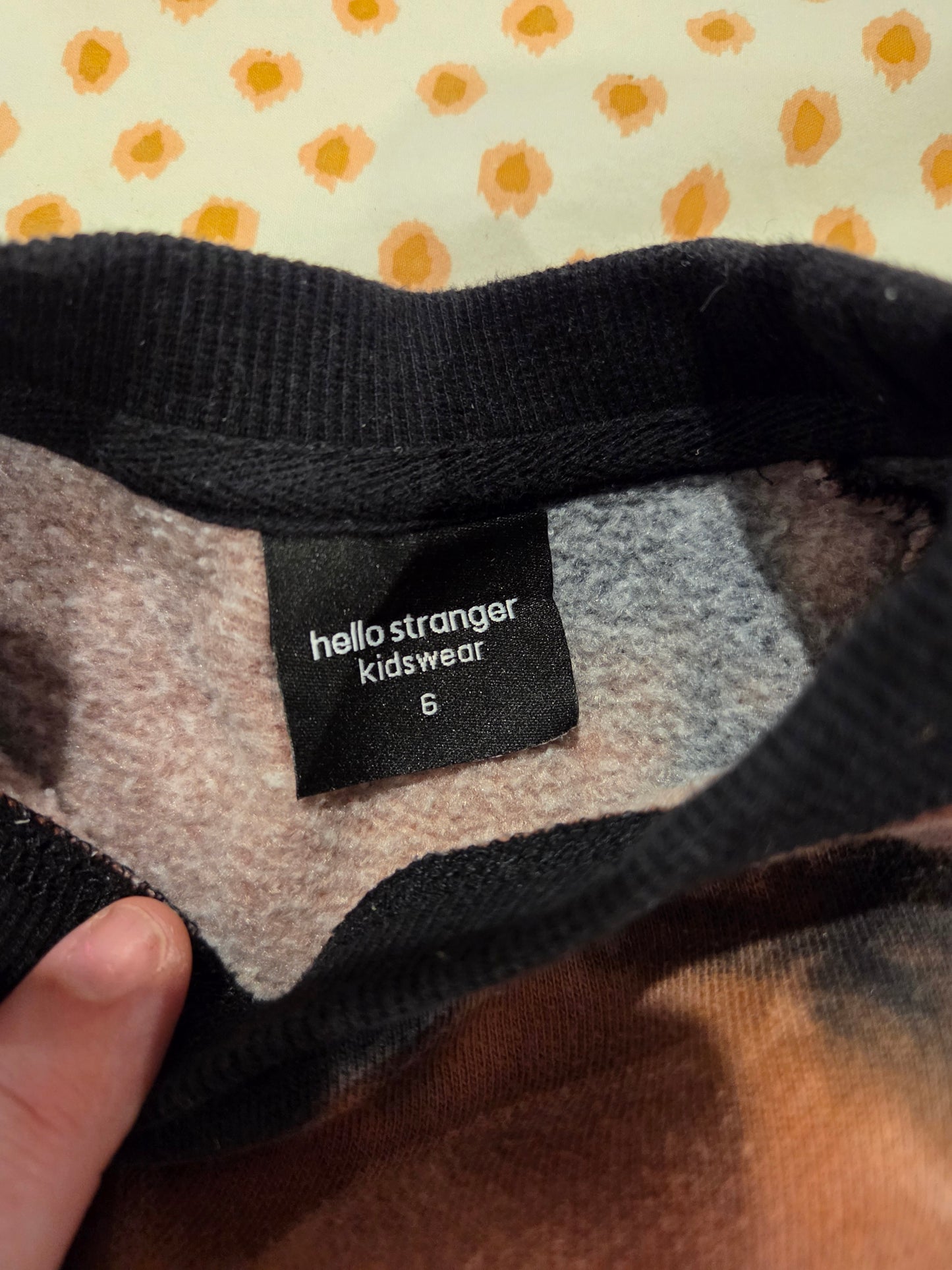 Hello stranger crew neck