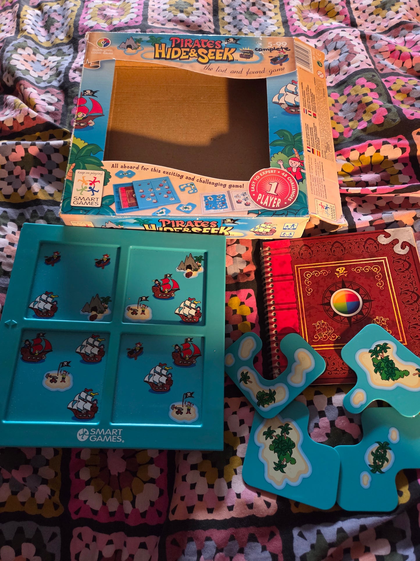 Smart games pirates hide and seek