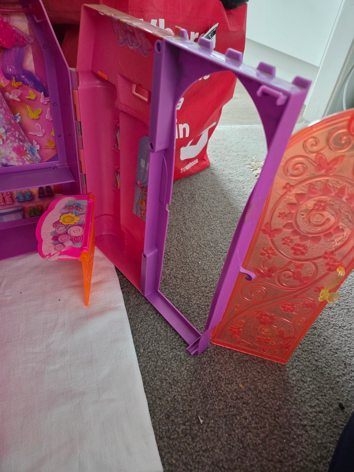 Foldout barbie castle from 2012