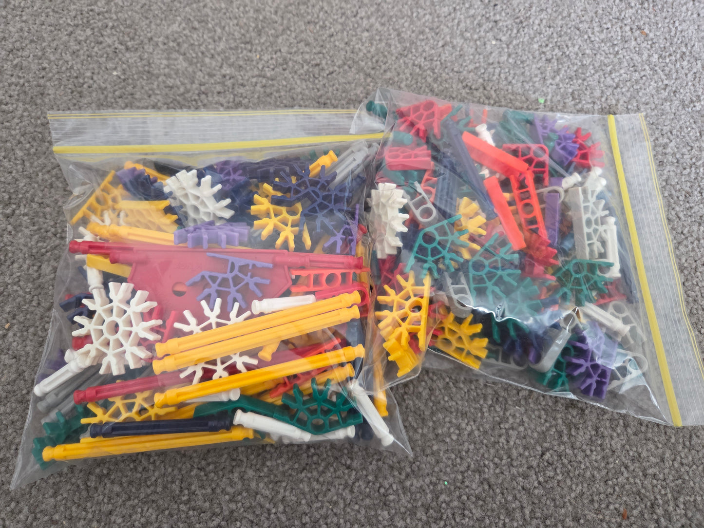 Bundle of knex