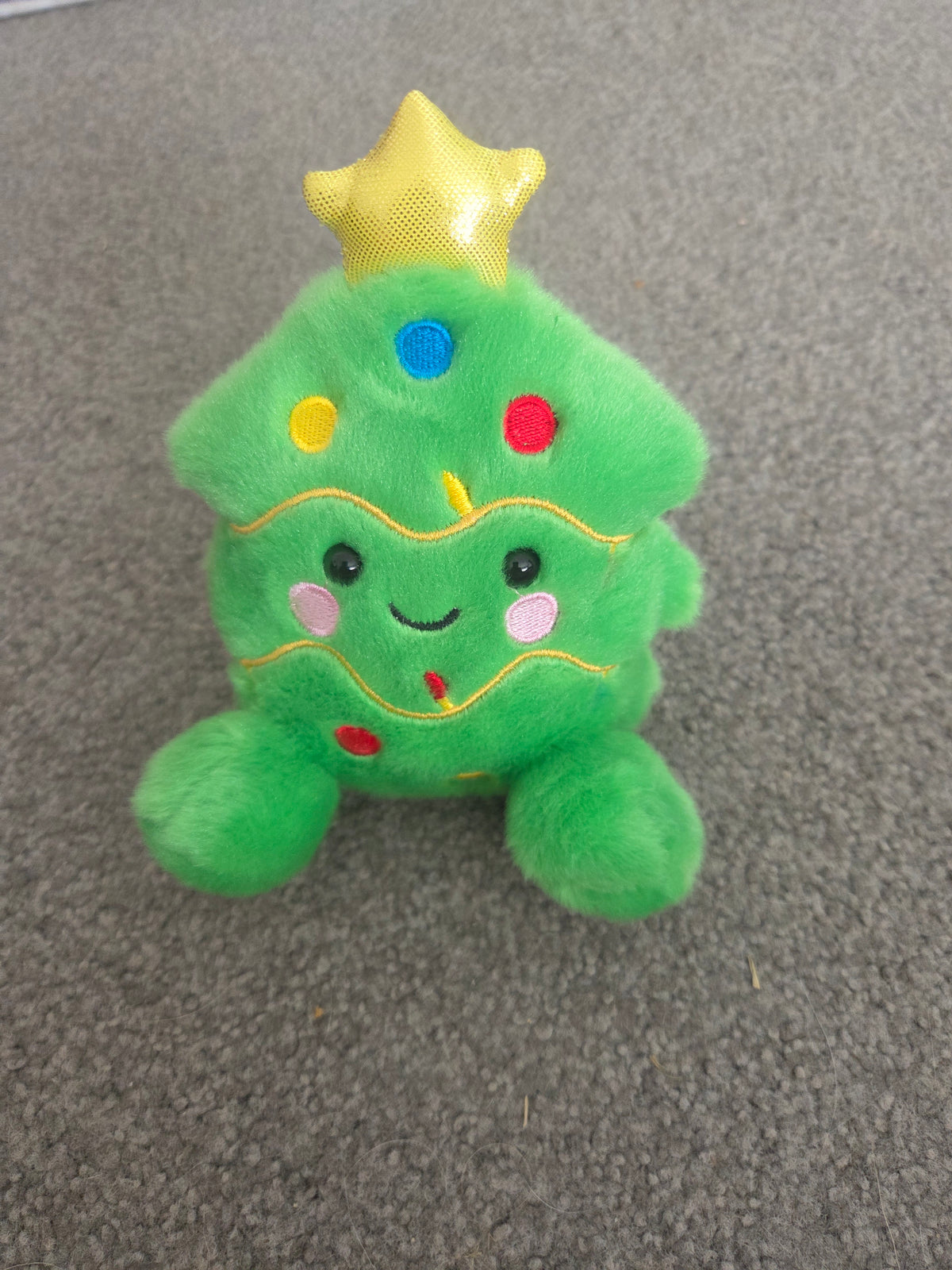 Palm pals christmas tree