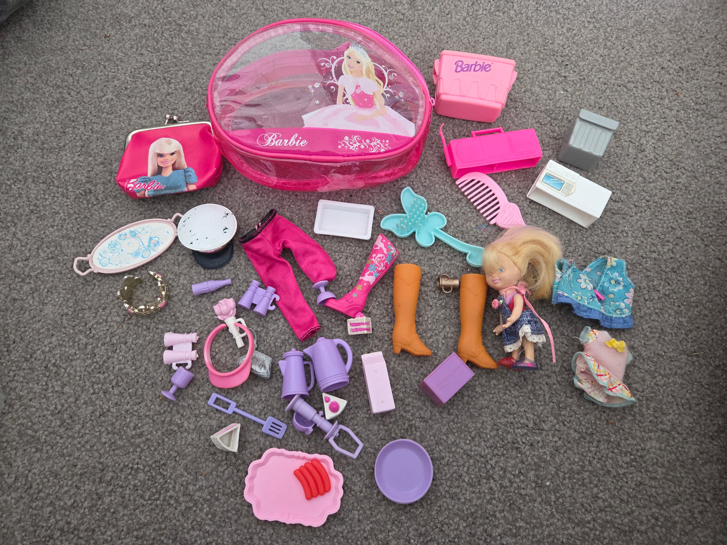 Barbie accessories