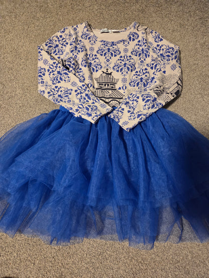 Kissed by radicool dress size 5