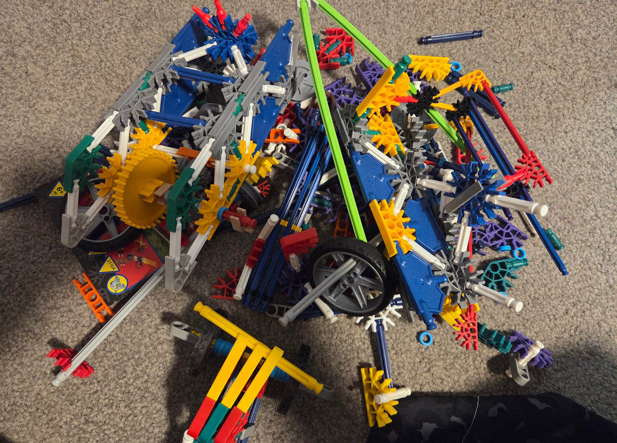 Bundle of knex