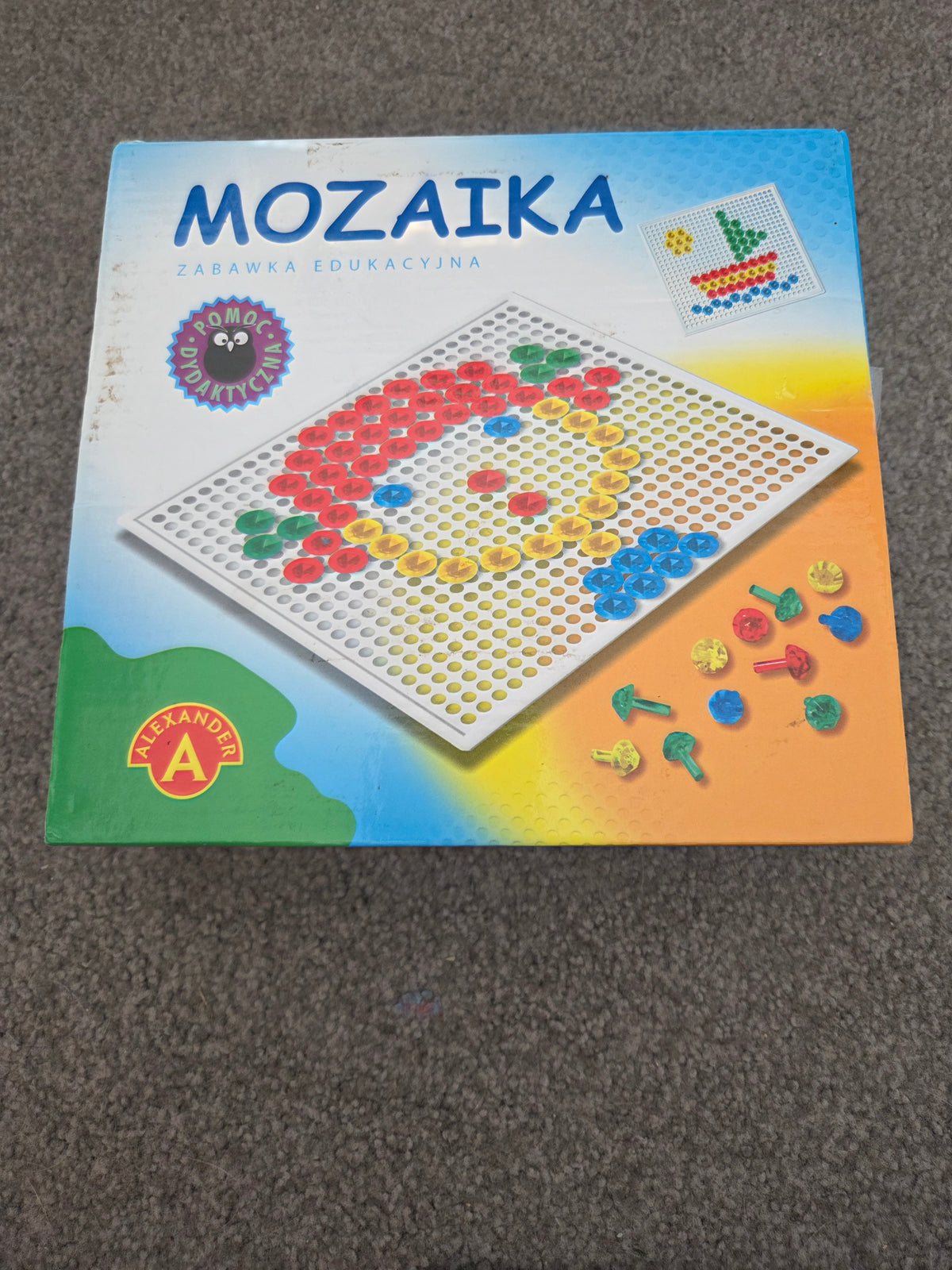 Mosaic peg board