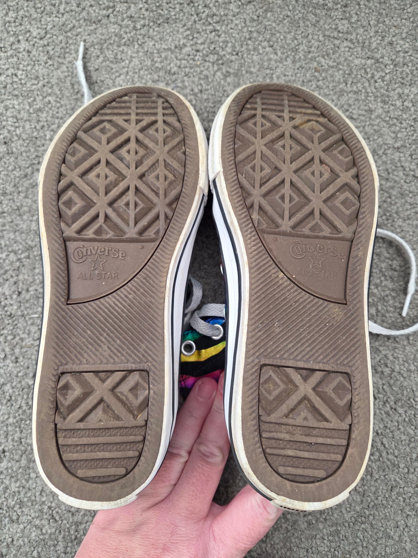 Rainbow high top converse size 2