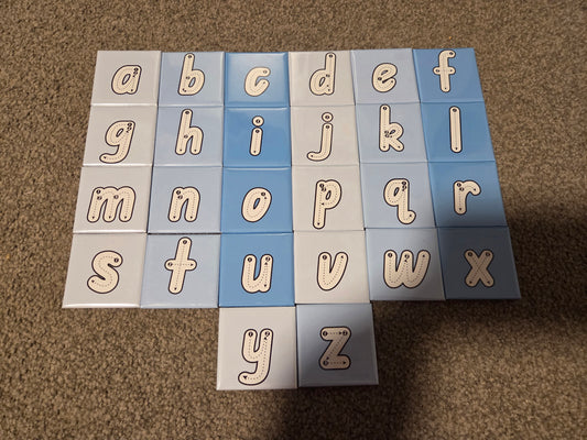 Lower case tracing magnets