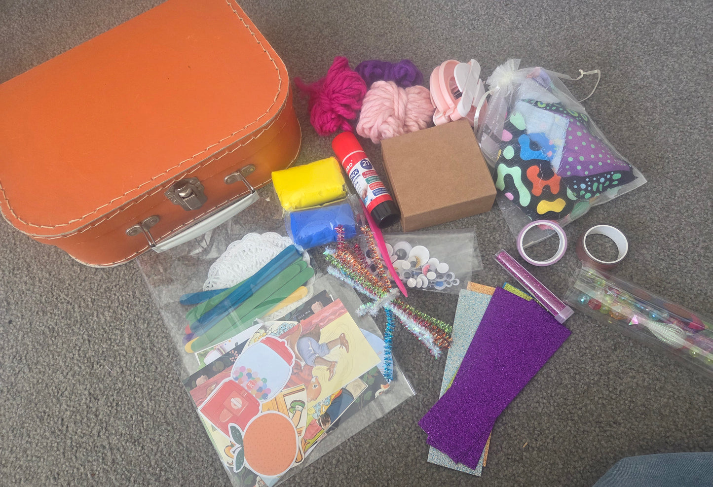 Craft kit- orange suitcase