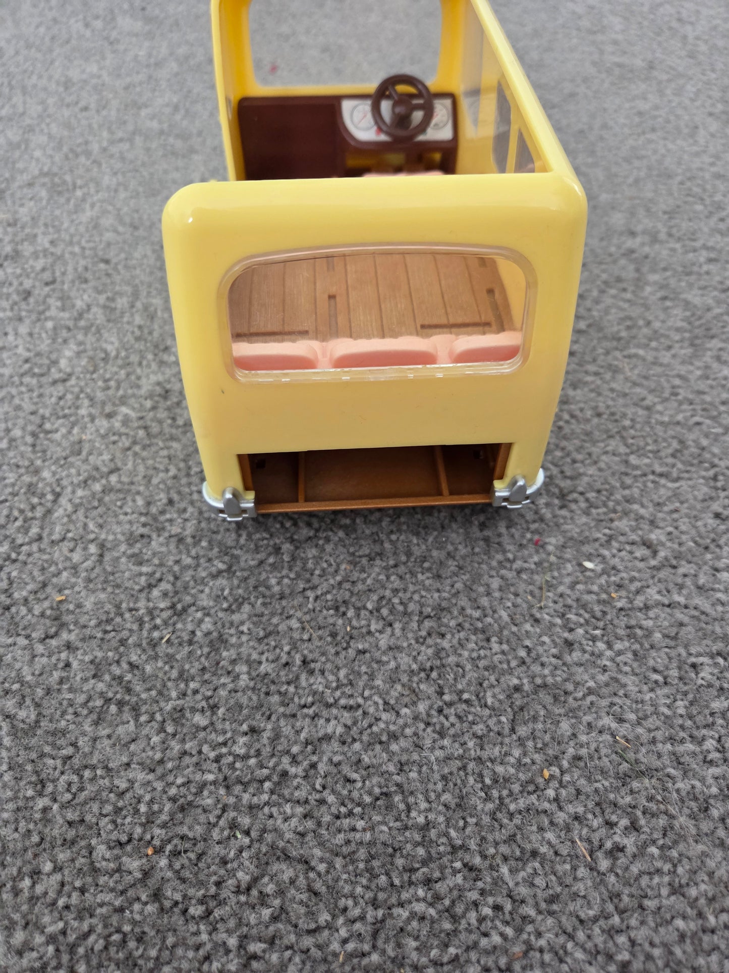 Sylvanian families nursery bus