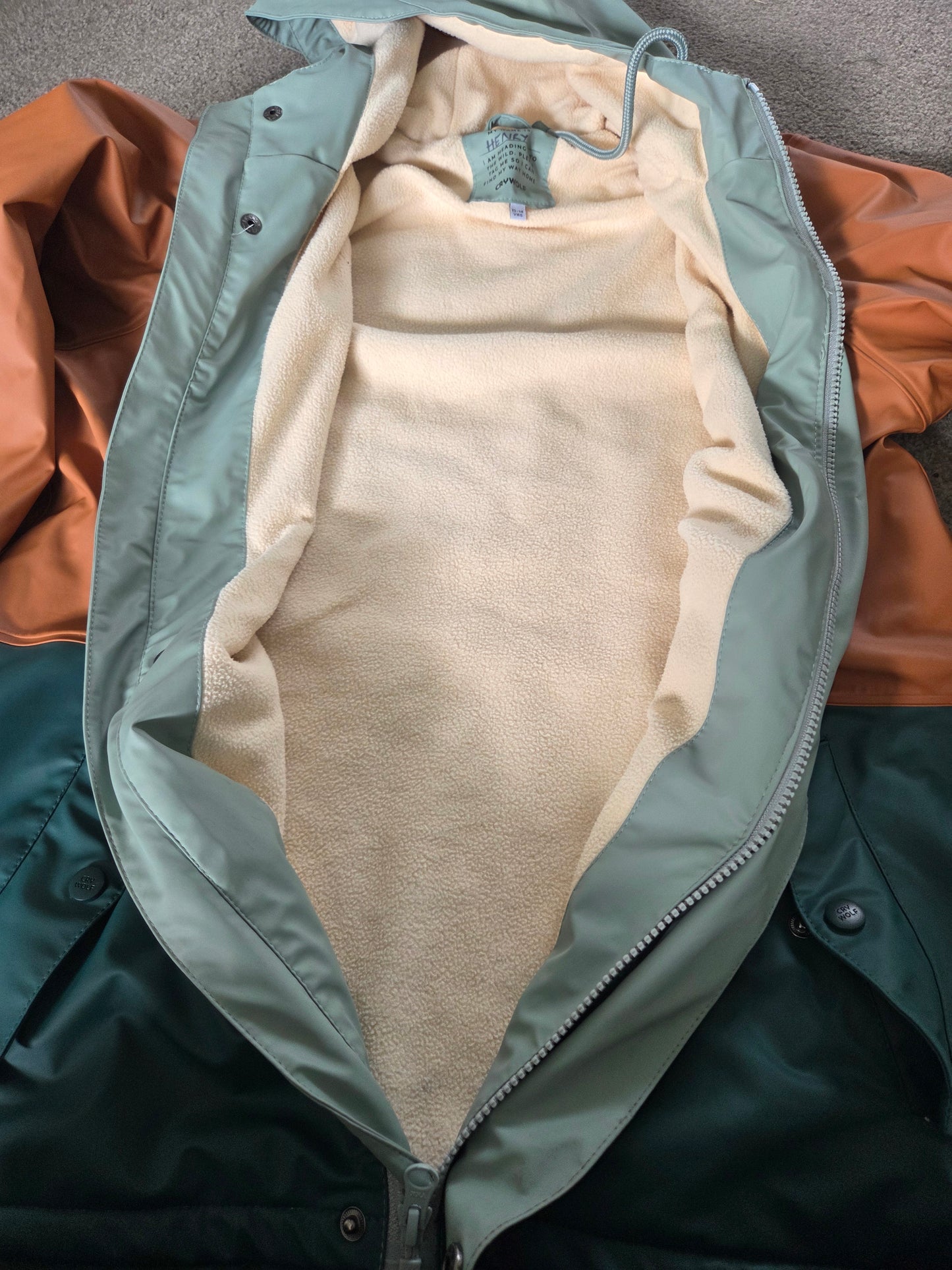 Crywolf explorer jacket size 13-14