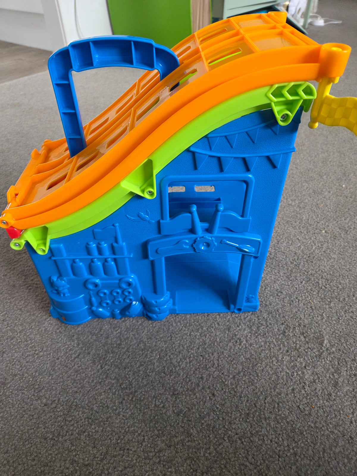 Fisher price little people wheelies track