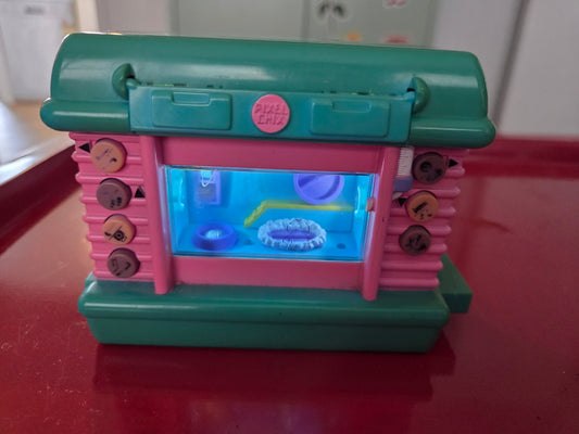 Pixel chix jammin' hamster house