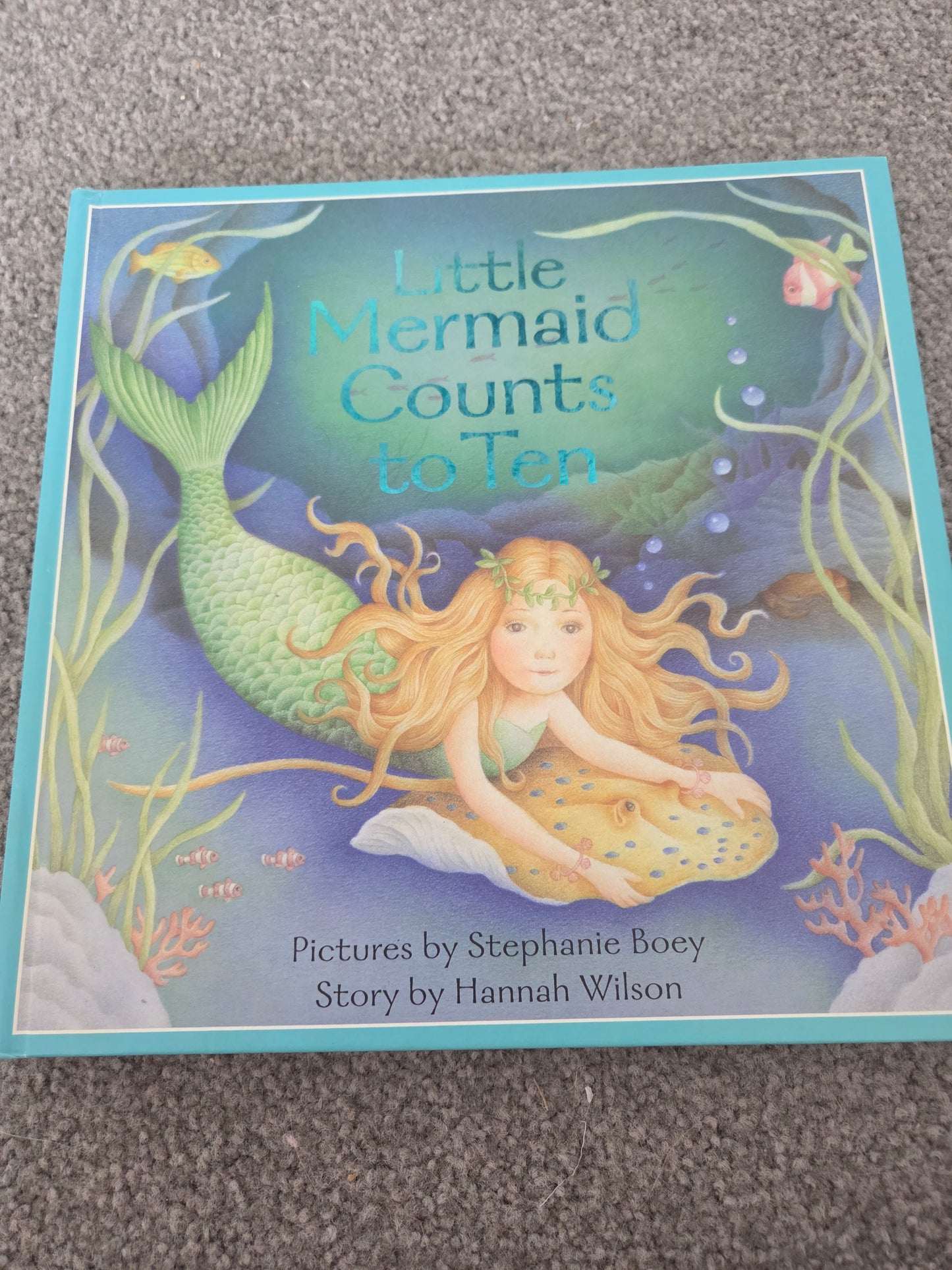 Little mermaid counts to ten