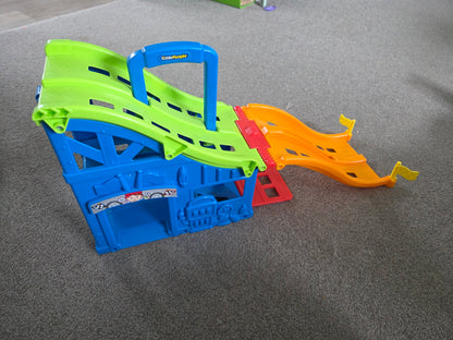Fisher price little people wheelies track