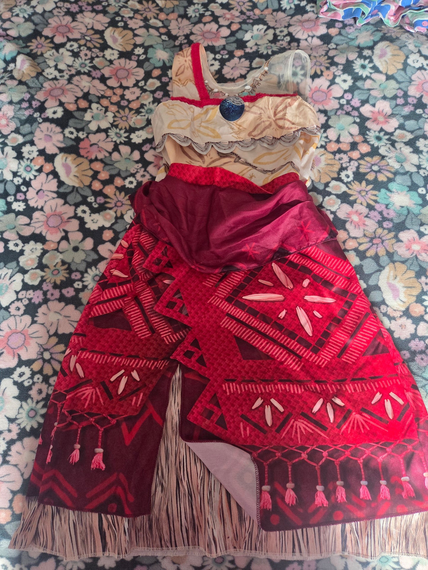Moana dress up size 6-8