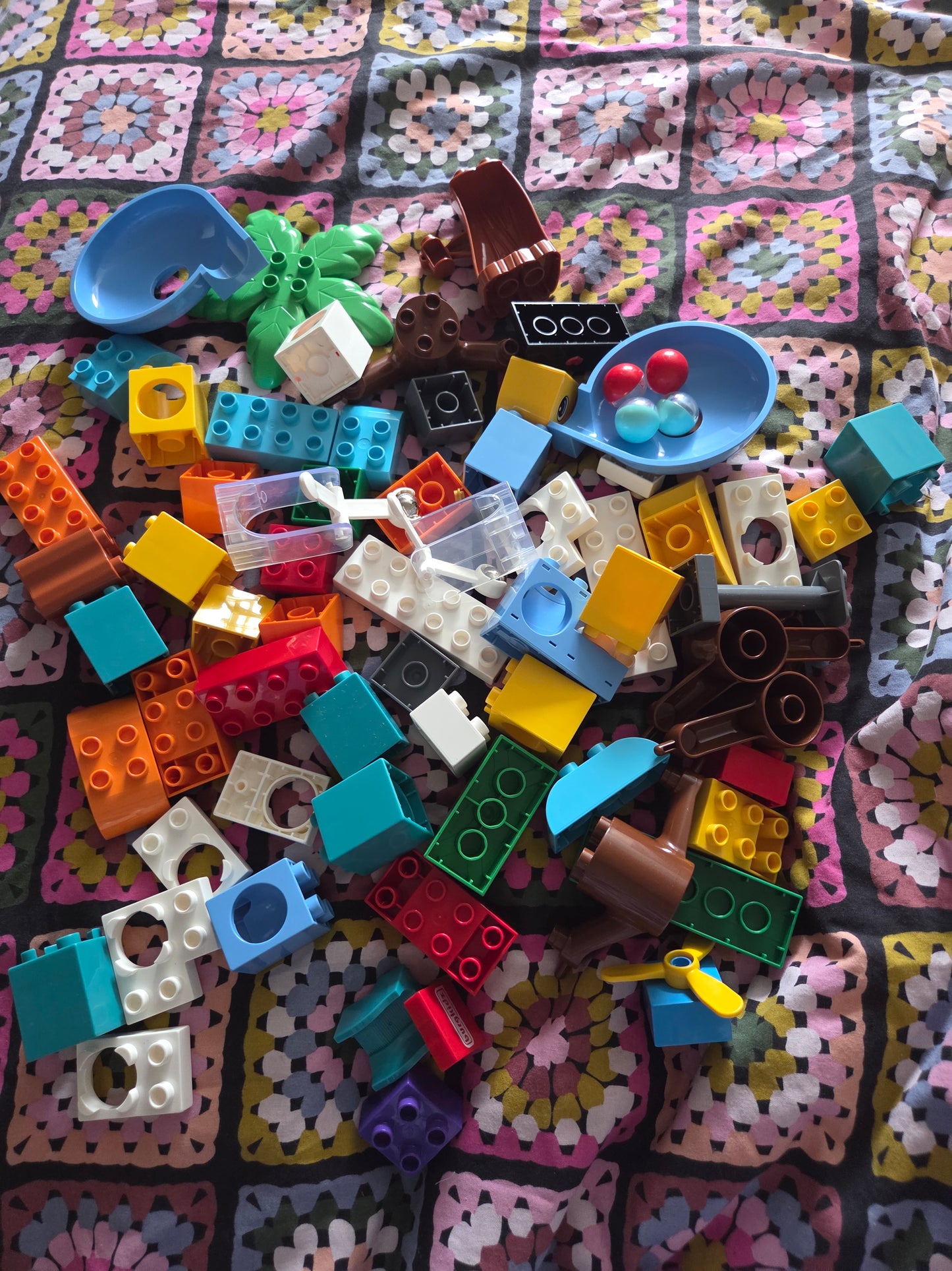 Duplo and similar