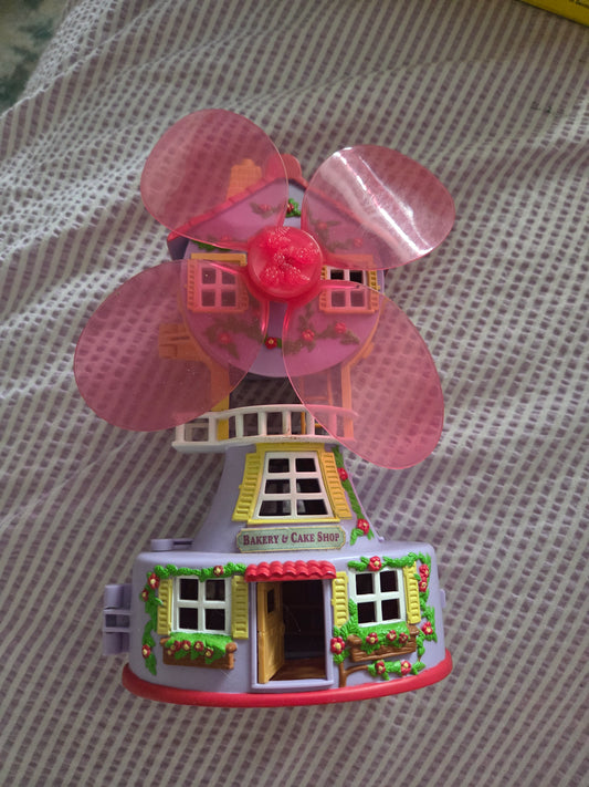 Teeny weeny families windmill bakery and cafe
