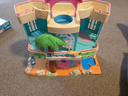 Fisher price sweet streets beach house