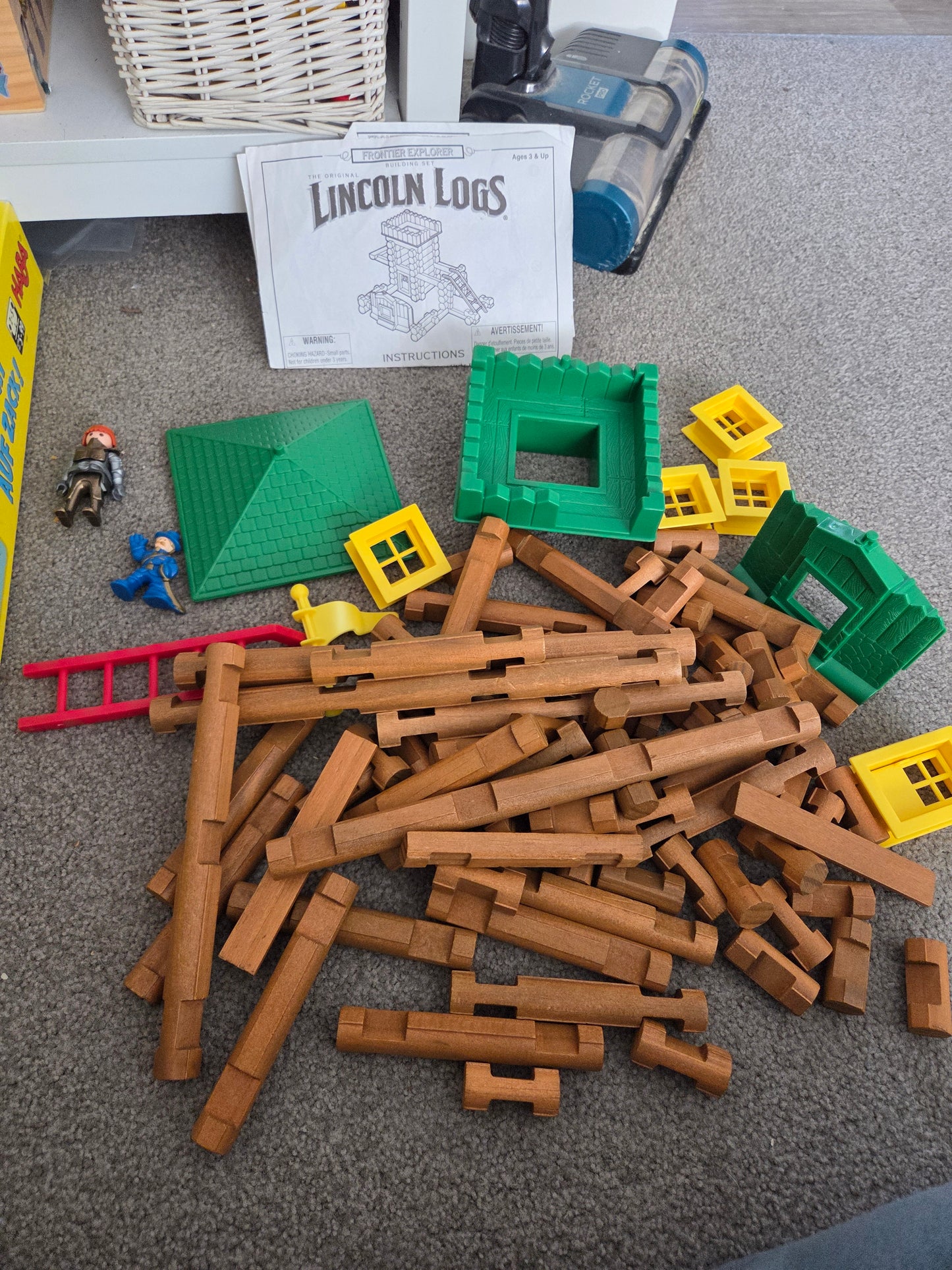 Lincoln log building set 1990s